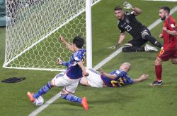 lol全球总决赛-关于日本队逆转印尼队，黄鸭组合状态火热的信息